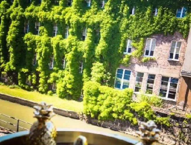 Bayside Apartments Апартаменты *